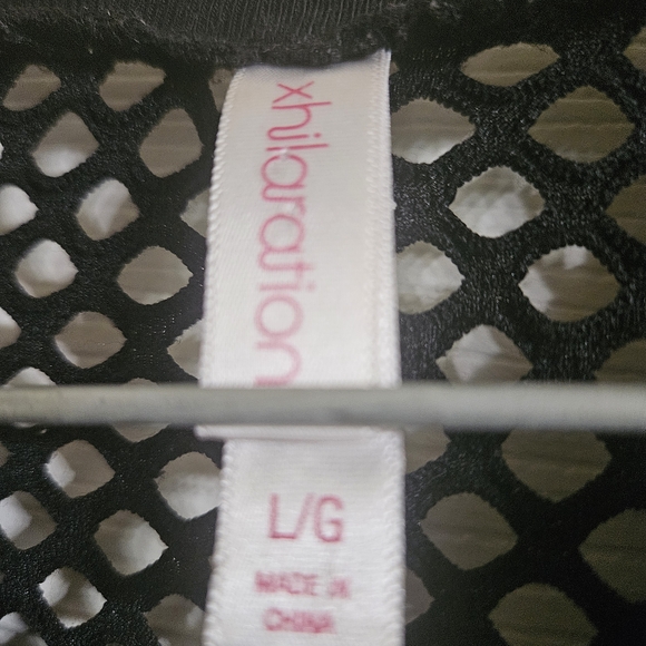 Cynthia Rowley Navy and White Geo Print Top - Picture 4 of 7